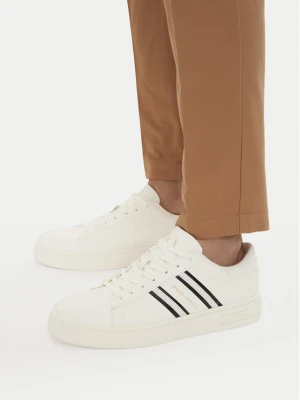 Armani Exchange Sneakersy XM002198 AF21421 M0017 Biały