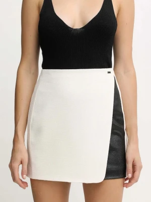 Armani Exchange spódnica kolor beżowy mini rozkloszowana XW001030 AF16209