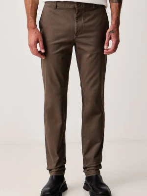 Armani Exchange spodnie chinos męskie bawełniane z elastanem brązowy