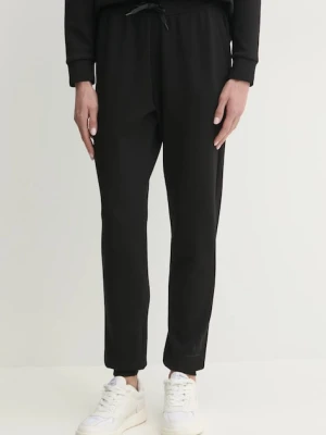 Armani Exchange spodnie dresowe czarny