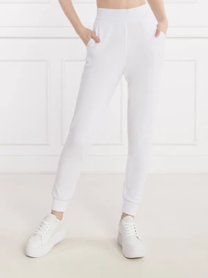 Armani Exchange Spodnie dresowe | Regular Fit biały