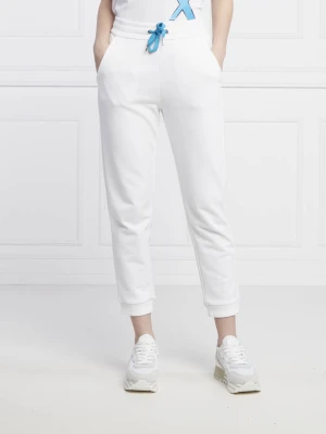 Armani Exchange Spodnie dresowe | Regular Fit biały