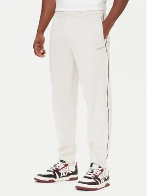 Armani Exchange Spodnie dresowe XM001358 AF16278 U1013 Écru Regular Fit