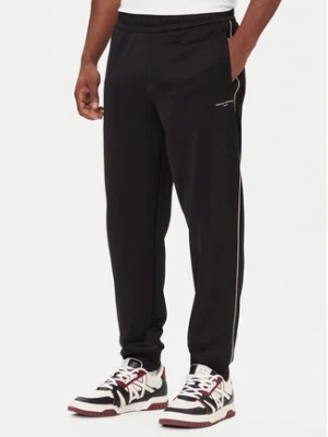 Armani Exchange Spodnie dresowe XM001358 AF16278 UC001 Czarny Regular Fit