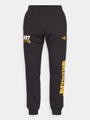 Artykuły klubowe adidas Originals