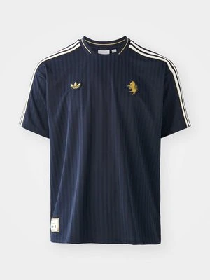 Artykuły klubowe adidas Originals
