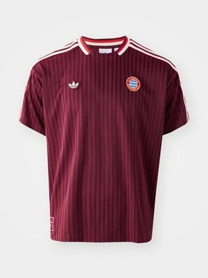 Artykuły klubowe adidas Originals