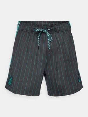 Artykuły klubowe adidas Originals