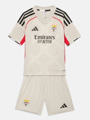 Artykuły klubowe adidas performance