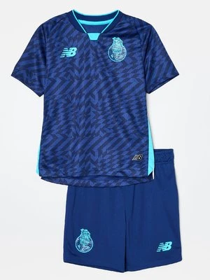 Artykuły klubowe New Balance