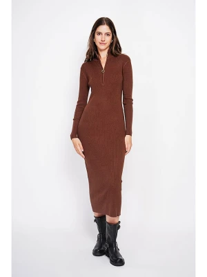 ASSUILI Sukienka dzianinowa w kolorze brązowym rozmiar: 42