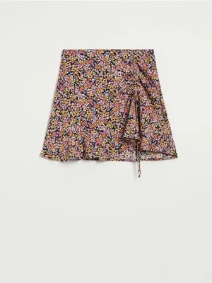 Asymetryczna spódnica mini w kwiaty House