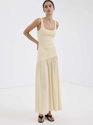 Asymetryczna sukienka z dzianiny waniliowy - Kobieta - - MANGO