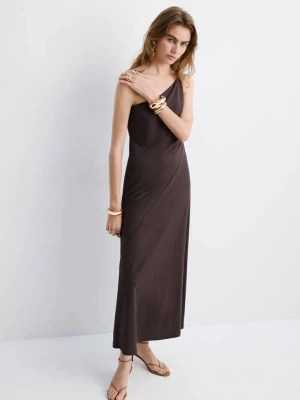 Asymetryczna sukienka z marszczonym ramiączkiem brązowy - Kobieta - - MANGO