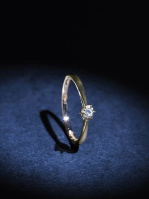 ATELIER DU DIAMANT Złoty pierścionek "Solitaire envoûtant" z diamentem rozmiar: 60