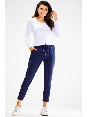 Awama Spodnie w kolorze granatowym rozmiar: M