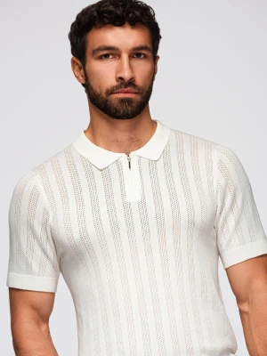 Zdjęcie produktu Ażurowa koszulka polo męska z suwakiem przy dekolcie – biała V1 - Rozmiar: XXL Ombre Clothing