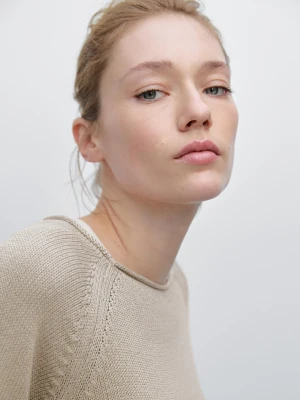 Ażurowy Sweter Wykonany Ściegiem Perełkowym - Piaskowy - - Massimo Dutti - Kobieta
