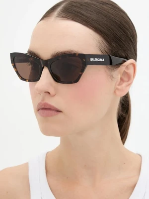 Balenciaga okulary przeciwsłoneczne damskie kolor brązowy BB0447S