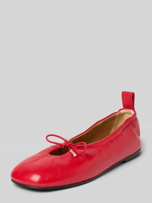 Balerina z ozdobnym szwem model 'ROSALIND' ALOHAS