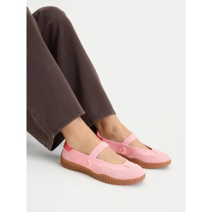 Baleriny Converse Run Star Trainer Ballet Flat​ A17031C Różowy