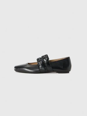 Baleriny Emporio Armani