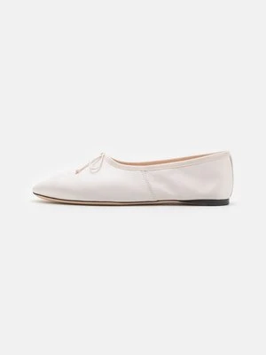 Baleriny Loeffler Randall
