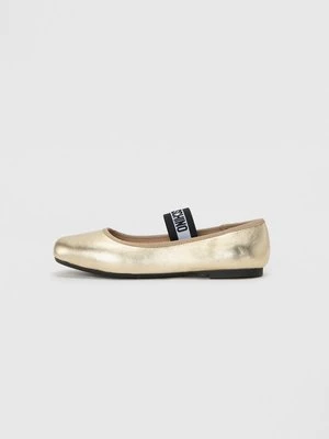 Baleriny Love Moschino