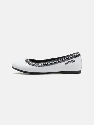 Baleriny Moschino