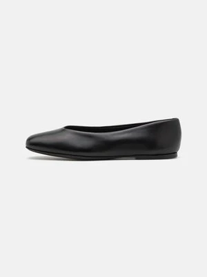 Baleriny Paul Smith