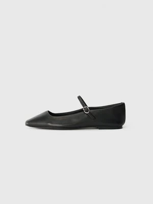 Klasyczne baleriny Steve Madden