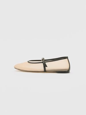 Baleriny Stuart Weitzman