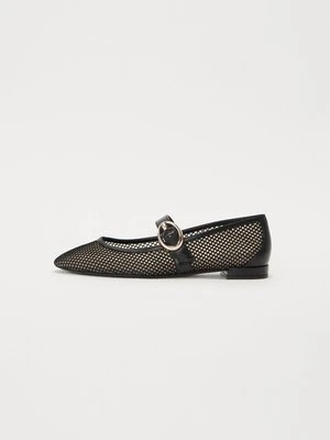 Baleriny Stuart Weitzman