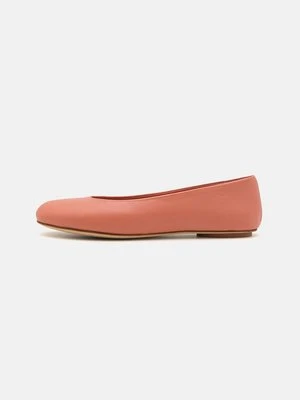 Baleriny WEEKEND MaxMara