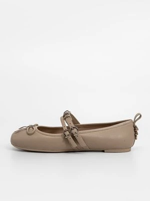 Baleriny z cholewką pinko