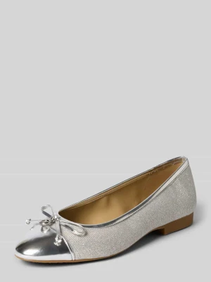 Baleriny z miksu skóry z detalem z logo model 'Piper' MICHAEL Michael Kors