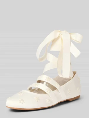 Baleriny z obszyciem ozdobnymi kamieniami model 'Dahlia' Buffalo