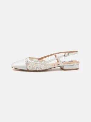 Baleriny z odkrytą piętą Steve Madden mleczny