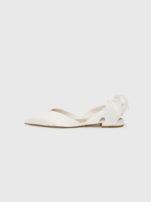 Baleriny z odkrytą piętą Steve Madden mleczny