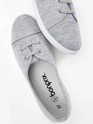 Baleriny z ozdobnym sznurowaniem bonprix