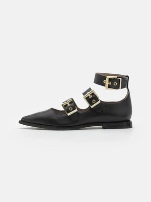 Baleriny z zapięciem AllSaints