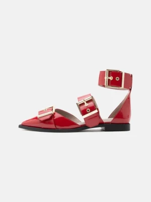 Baleriny z zapięciem AllSaints czerwony