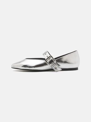 Baleriny z zapięciem Even&Odd