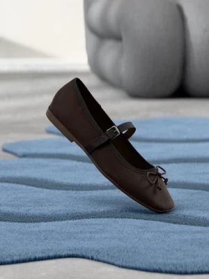 Baleriny z zapięciem Even&Odd By Zalando ciemnobrązowy