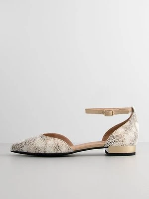 Baleriny z zapięciem Geox