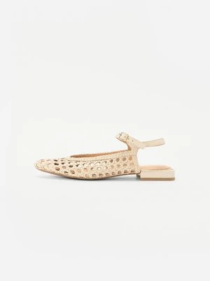 Baleriny z zapięciem Gioseppo