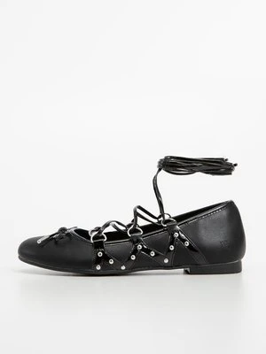 Baleriny z zapięciem Koi Footwear