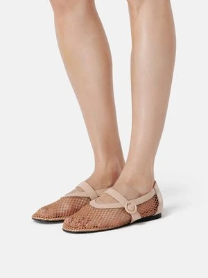 Baleriny z zapięciem L37