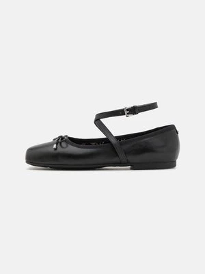Baleriny z zapięciem MICHAEL Michael Kors