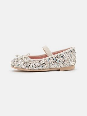 Baleriny z zapięciem Pretty Ballerinas